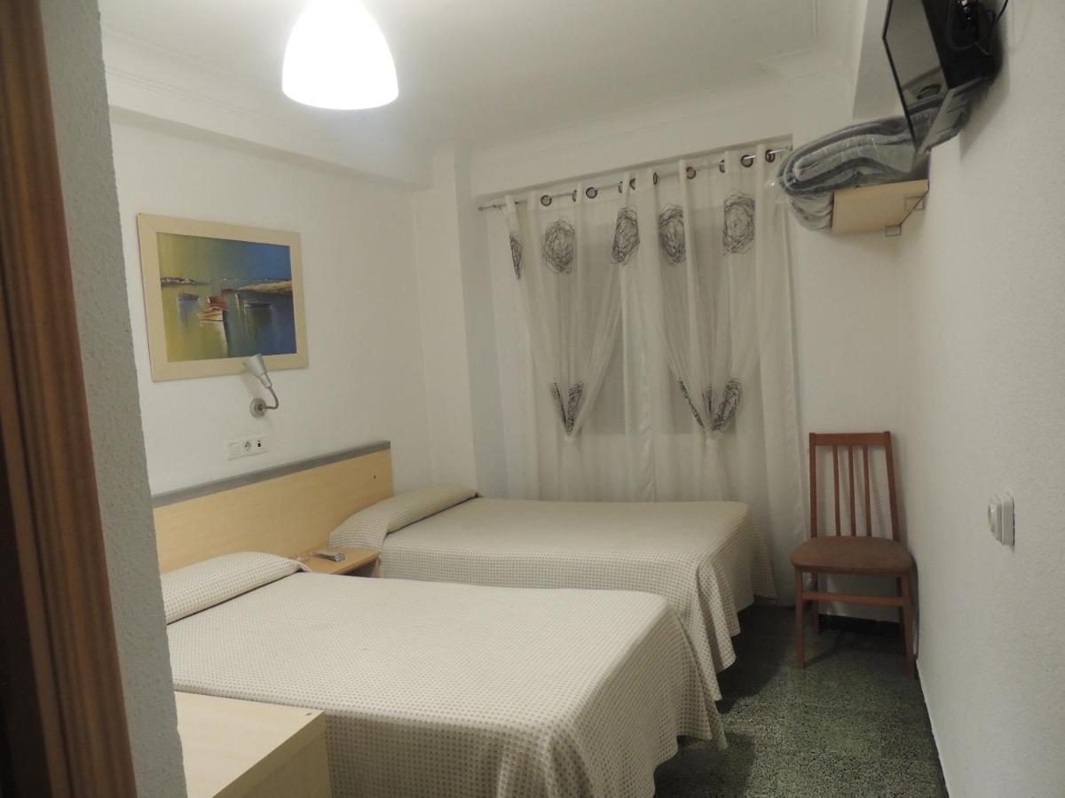 Hostal Cumbre Zaragoza Kültér fotó