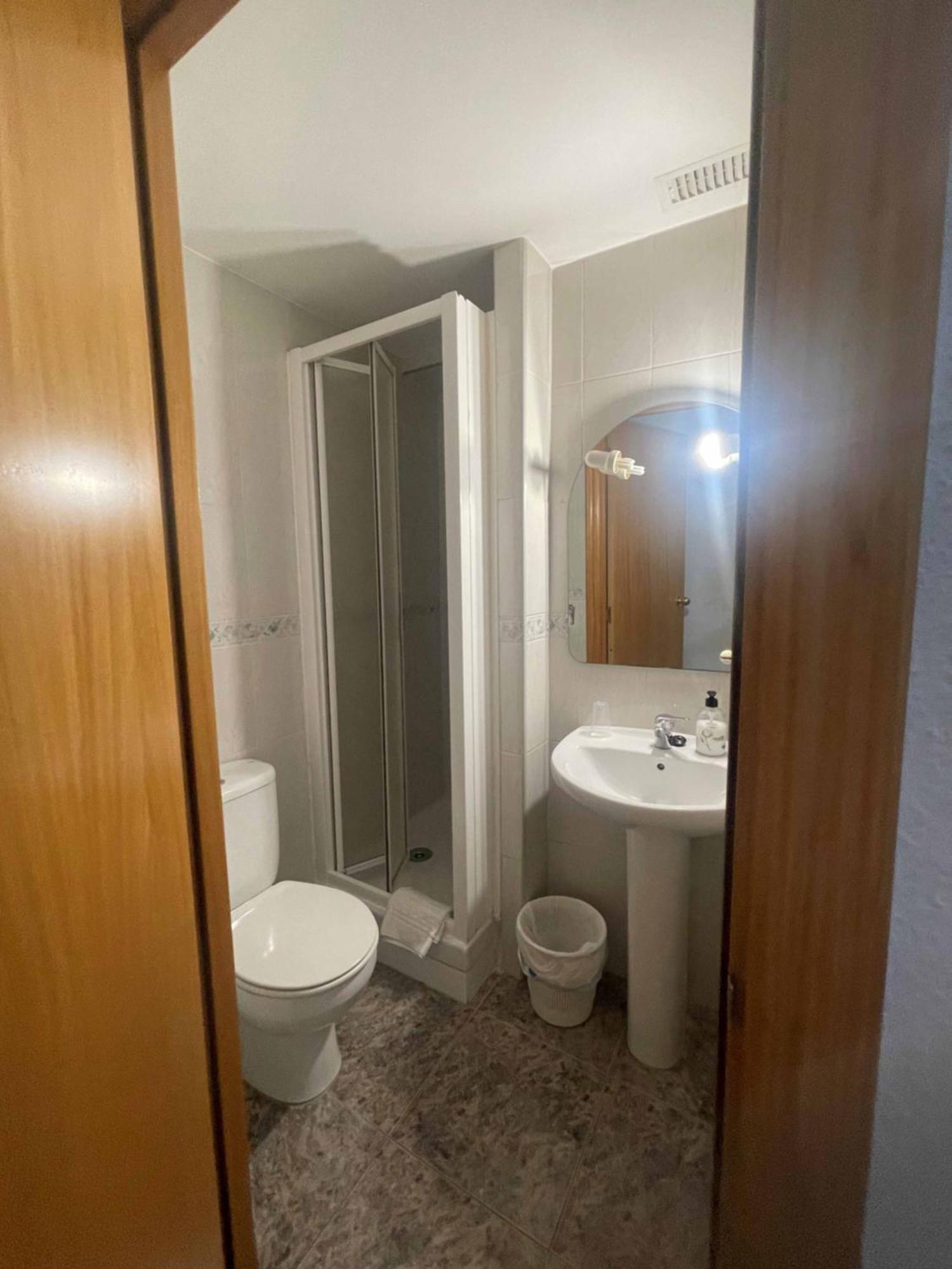 Hostal Cumbre Zaragoza Kültér fotó