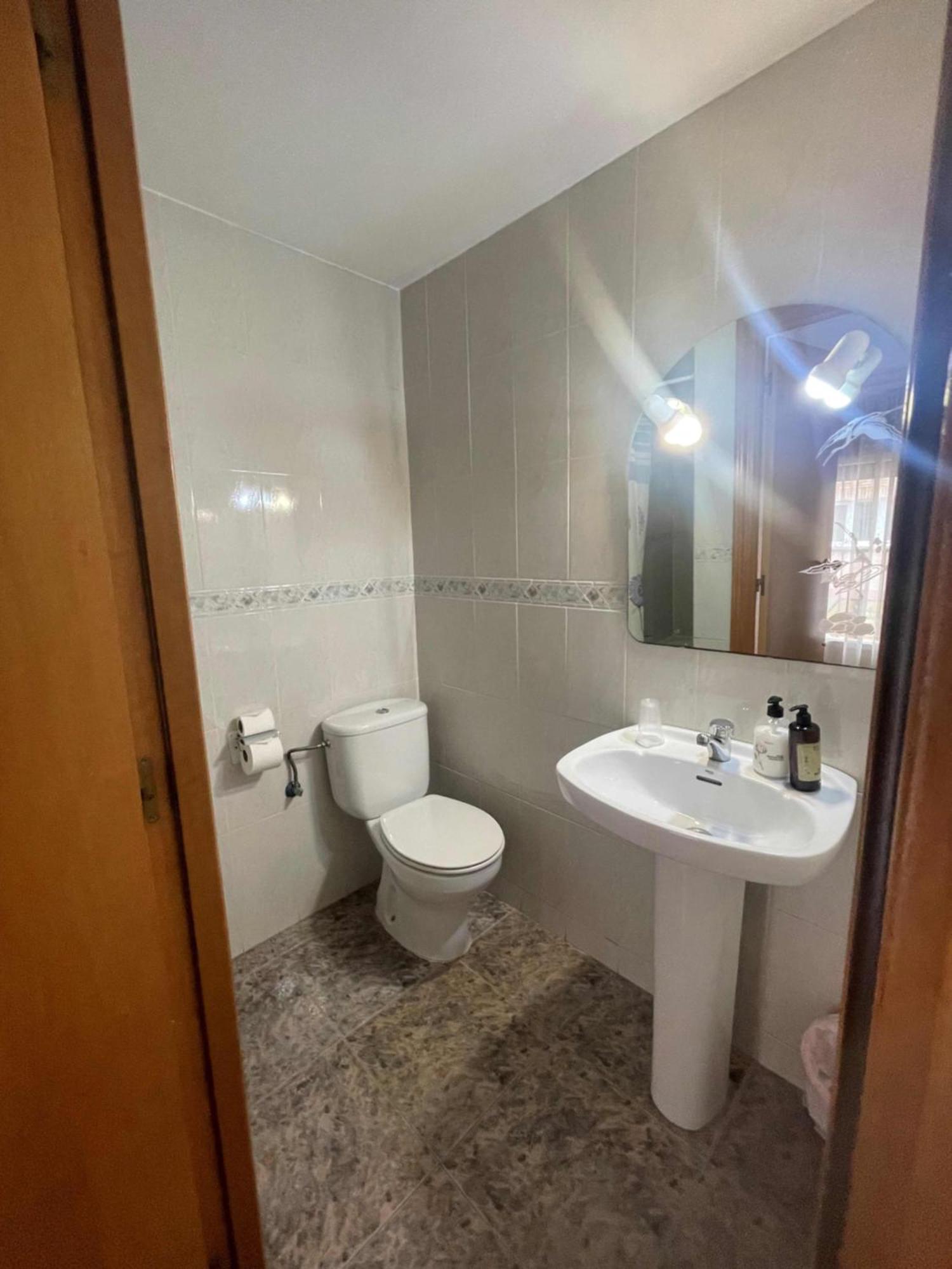 Hostal Cumbre Zaragoza Kültér fotó