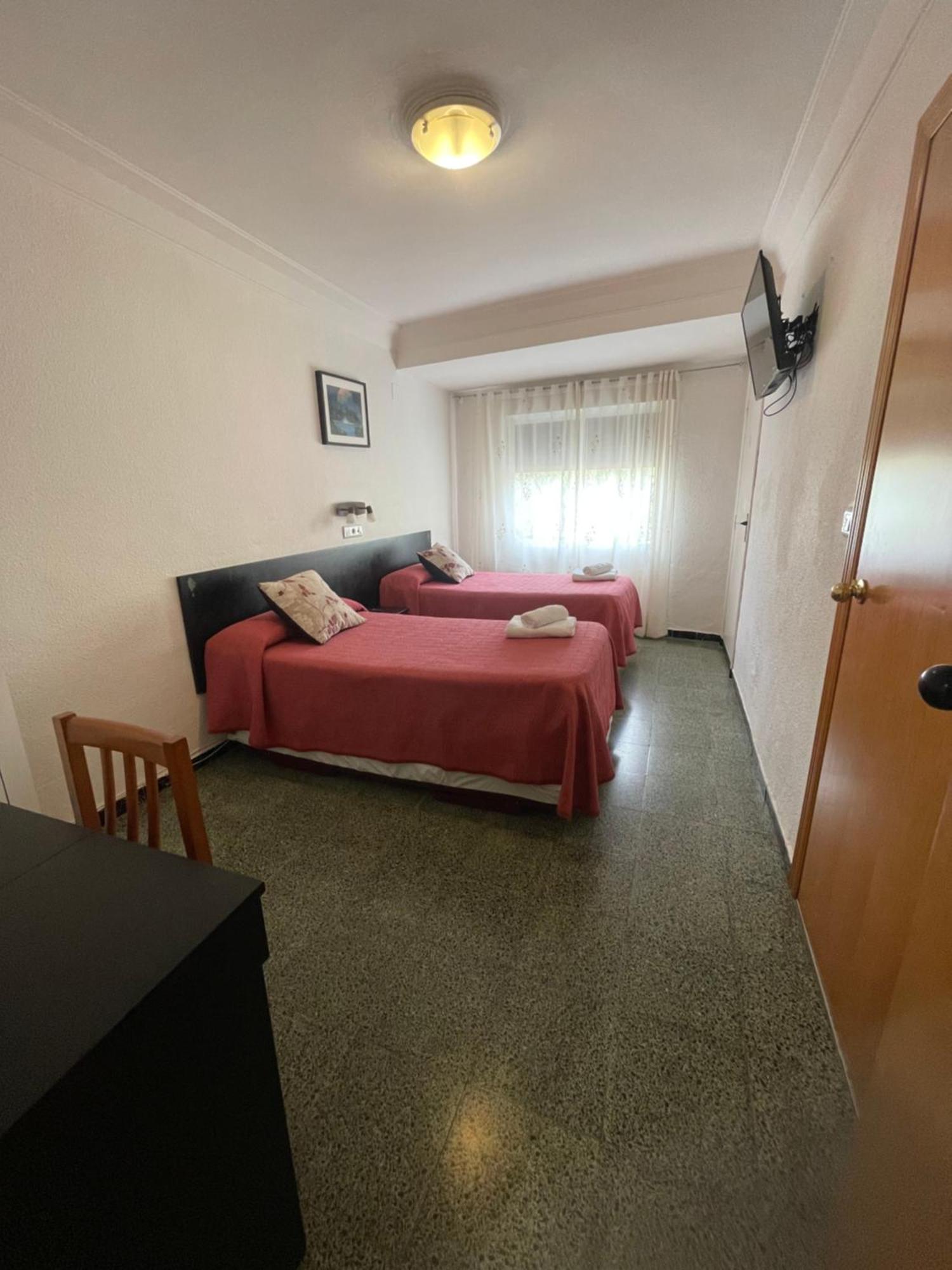 Hostal Cumbre Zaragoza Kültér fotó