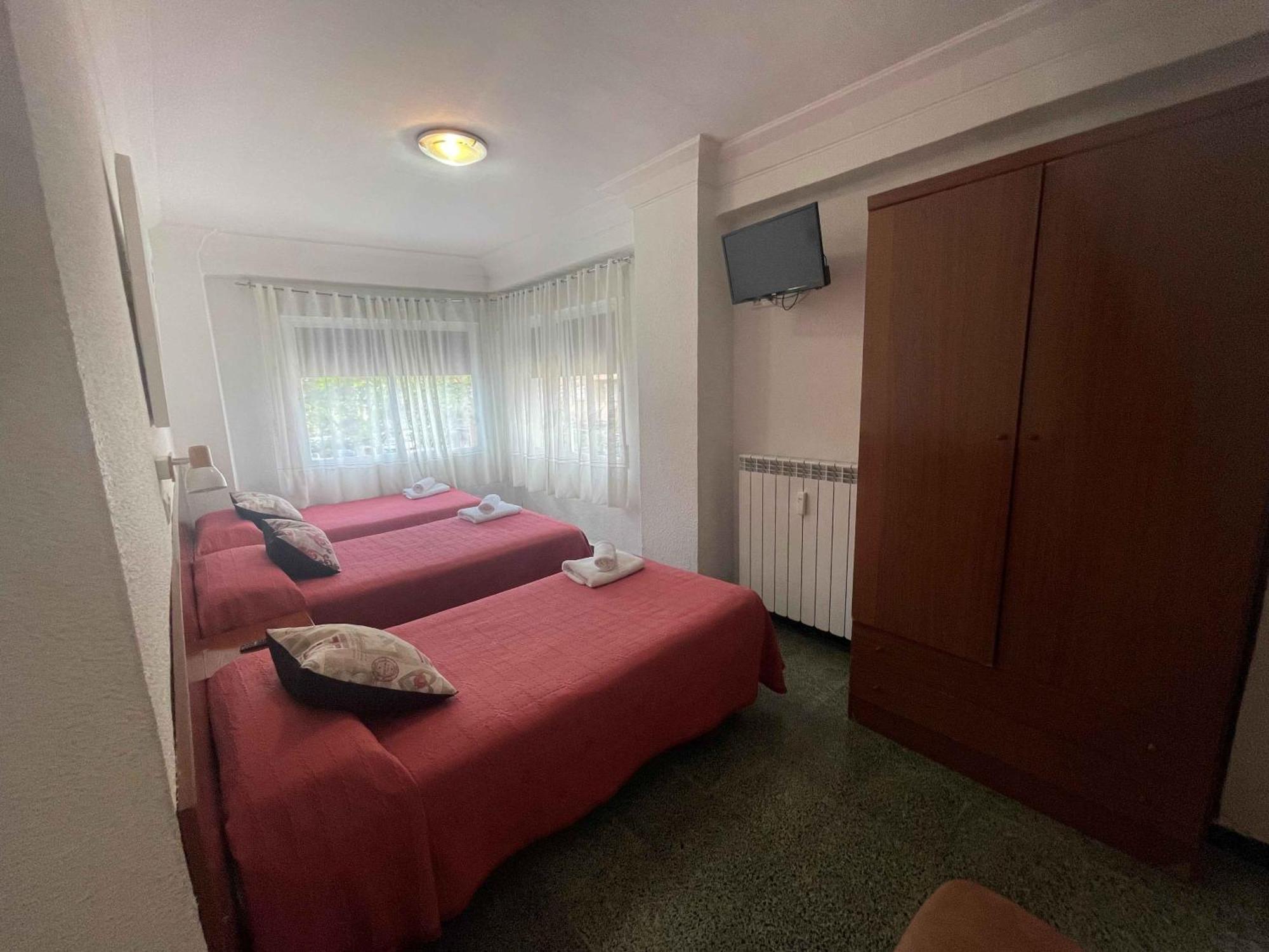 Hostal Cumbre Zaragoza Kültér fotó