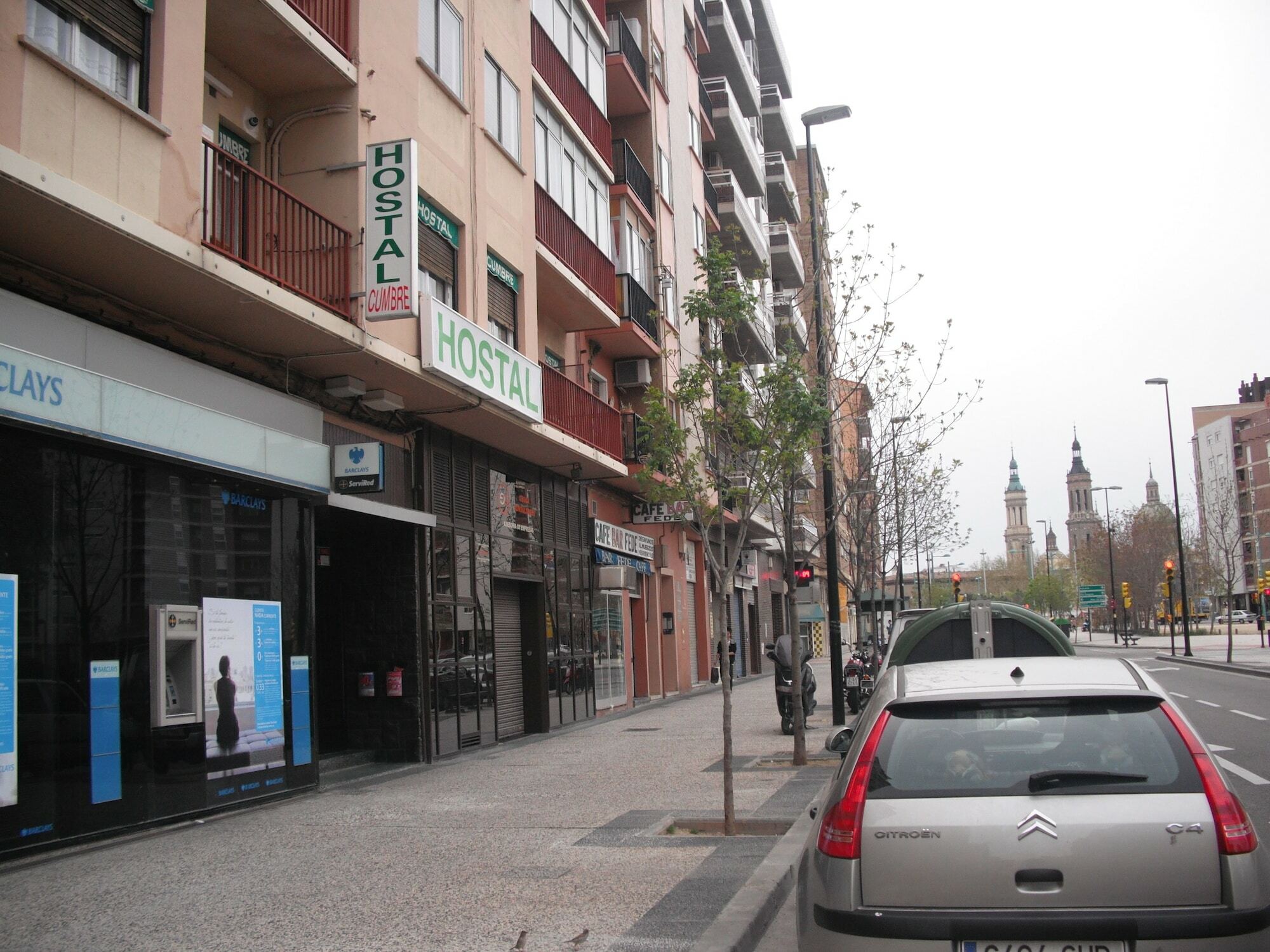 Hostal Cumbre Zaragoza Kültér fotó
